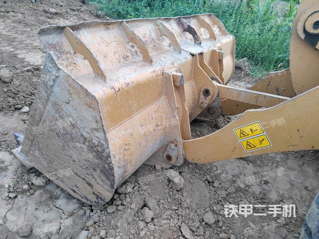 工作裝置整體（整機外觀及大件）