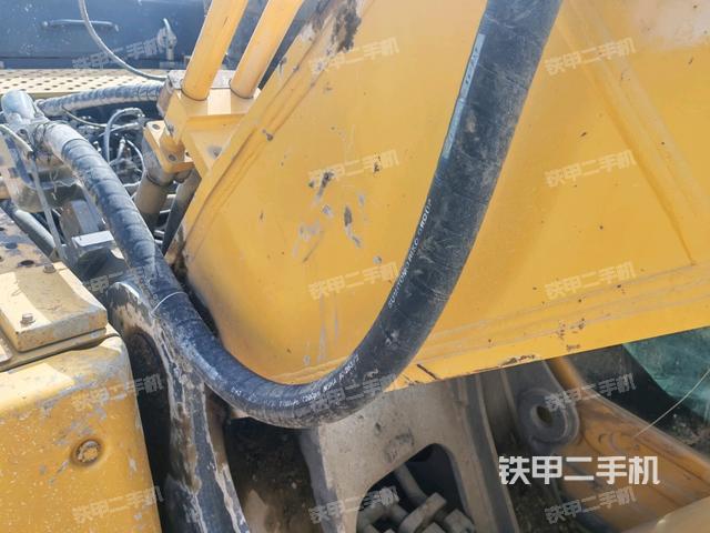 大臂根部 斜视（工作和回转装置）