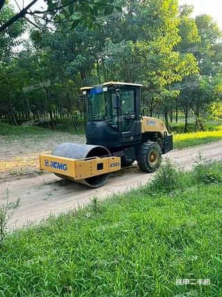 徐工XS65压路机实拍图片