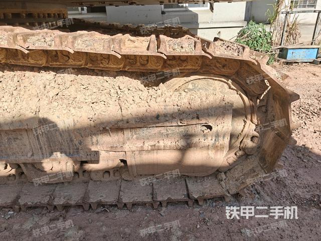 左側(cè)行走馬達蓋板（行走機構(gòu)）