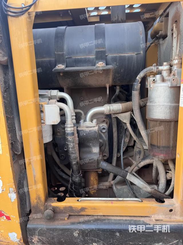 液压泵室（大件舱室）