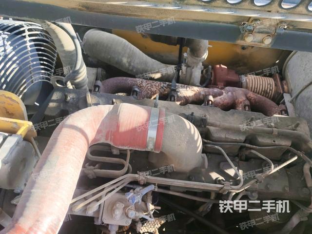 发动机室(上车部件) 发动机室(上车部件)