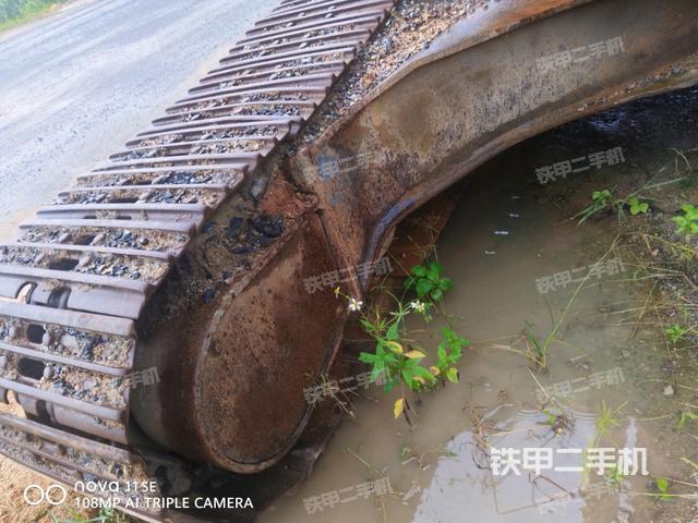 右侧行走马达盖板(行走机构) 右侧行走马达盖板(行走机构)