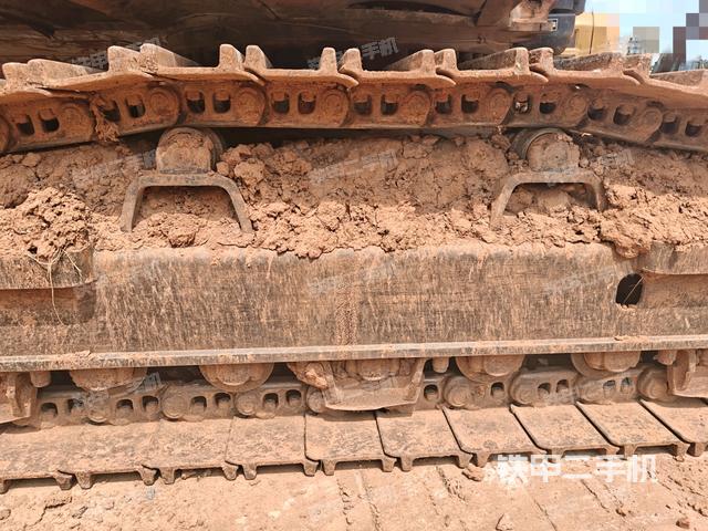 右側(cè)行走馬達(dá)蓋板（行走機(jī)構(gòu)）