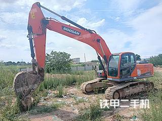 斗山DX260LC-9C挖掘机实拍图片