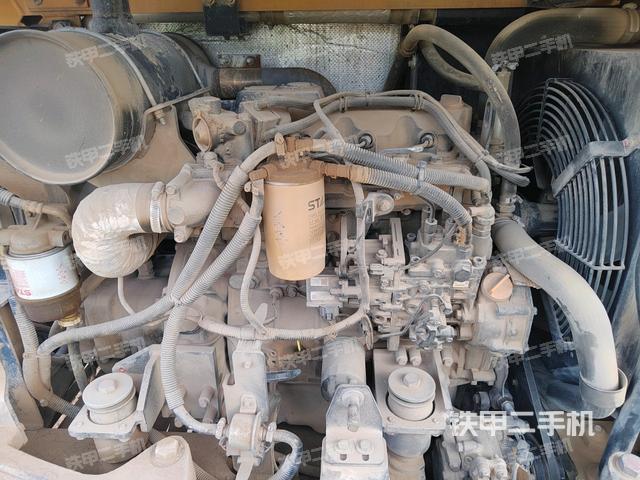 發(fā)動(dòng)機(jī)整體俯視（整機(jī)外觀）