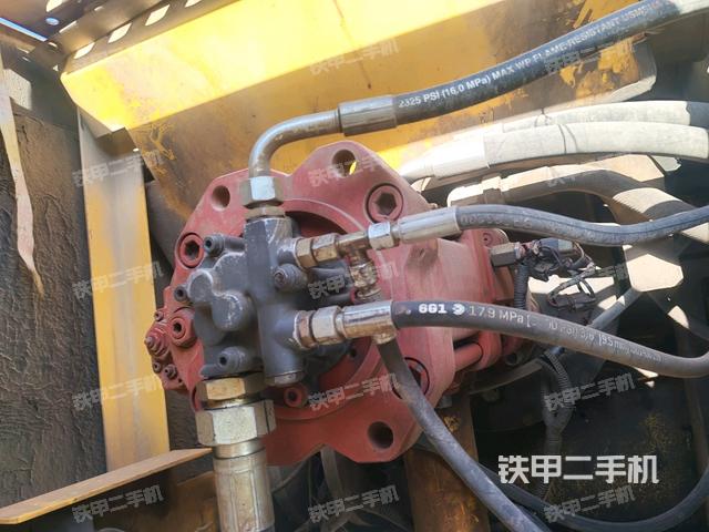 液压泵斜45 左(大件舱室) 液压泵斜45 左(大件舱室)
