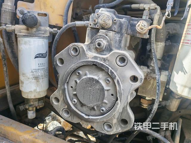 液压泵斜45 左（大件舱室）