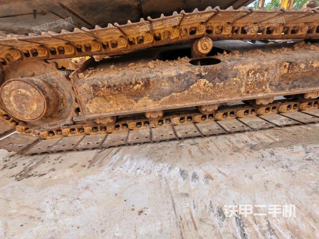 单侧履带整体（整机外观）