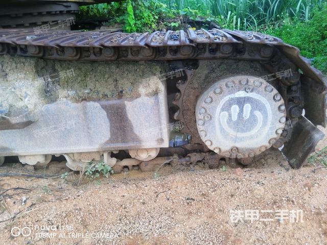 右导向轮(行走机构) 右导向轮(行走机构)