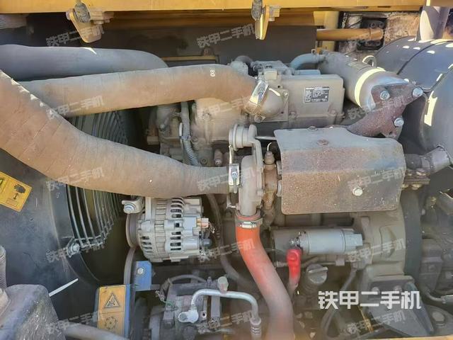 發(fā)動(dòng)機(jī)整體俯視（整機(jī)外觀）