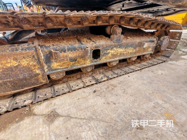 单侧履带整体（整机外观）