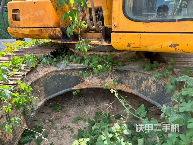 驾驶室整体（整机外观）