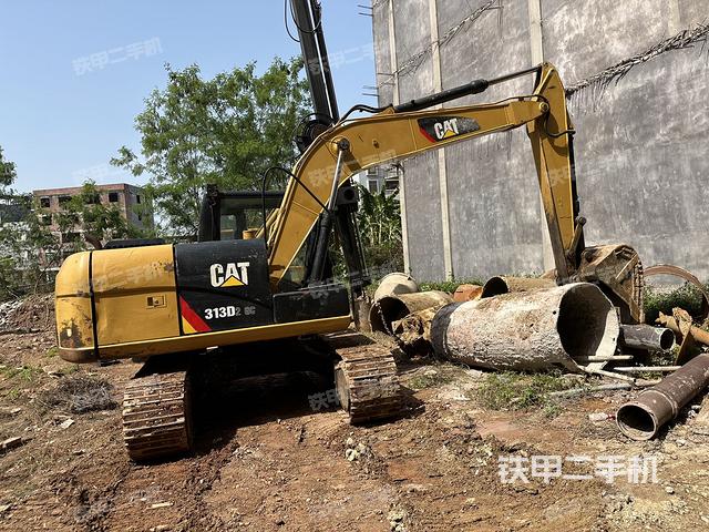 驾驶室整体(整机外观) 驾驶室整体(整机外观)