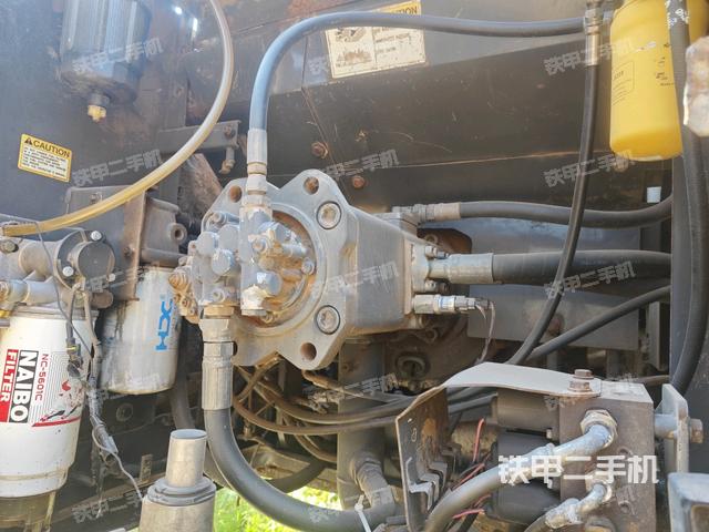 液壓泵斜45?左（大件艙室）