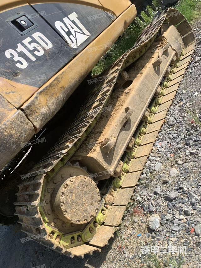 单侧履带整体(整机外观) 单侧履带整体(整机外观)