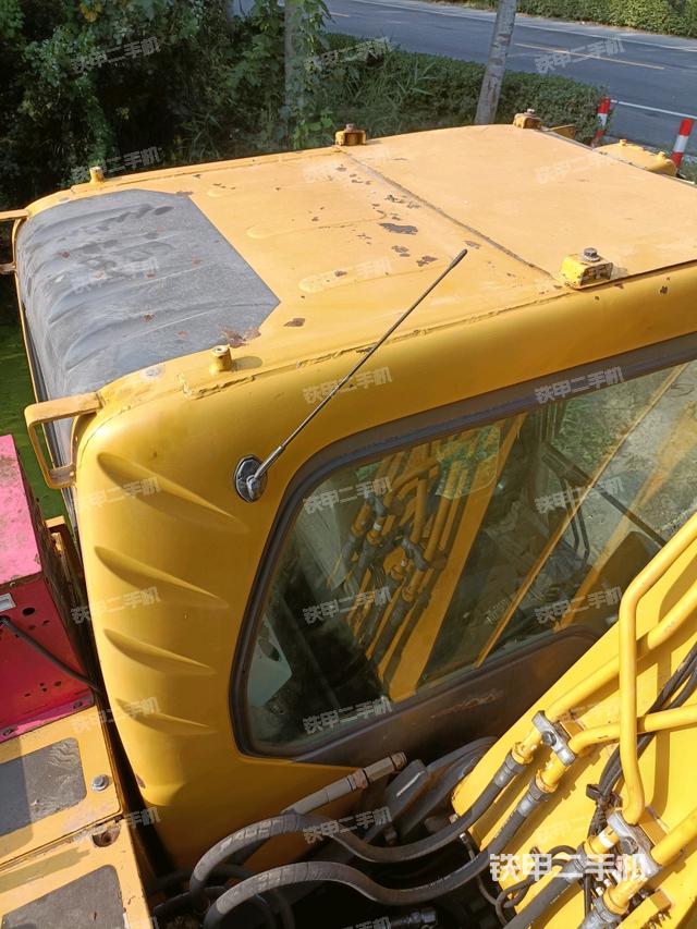 驾驶室顶部俯视（上车部件）