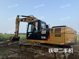 北京卡特彼勒323D2L挖掘机实拍图片