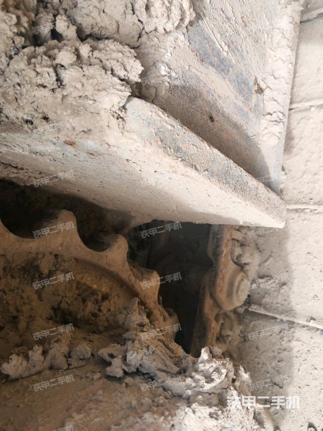 右側(cè)行走馬達(dá)蓋板（行走機(jī)構(gòu)）