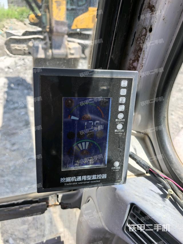 显示屏 （驾驶室部分）