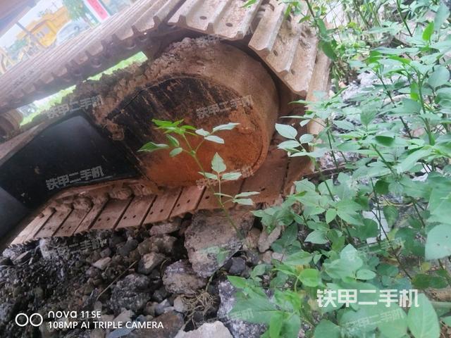 右侧行走马达盖板(行走机构) 右侧行走马达盖板(行走机构)