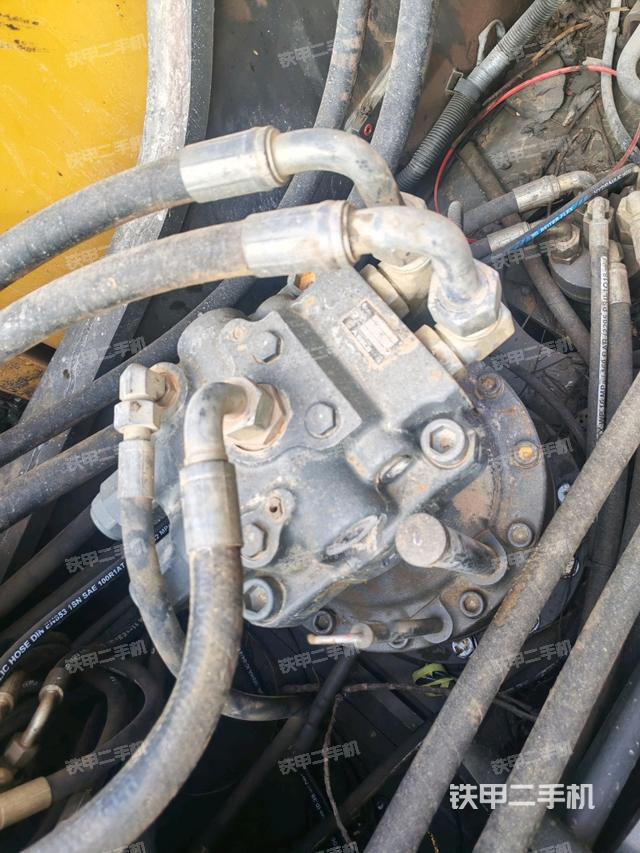 回轉(zhuǎn)馬達(dá)（上車(chē)部件）