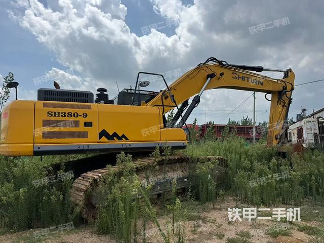 整機(jī)右后45°(整機(jī)外觀) 整機(jī)右后45°(整機(jī)外觀)