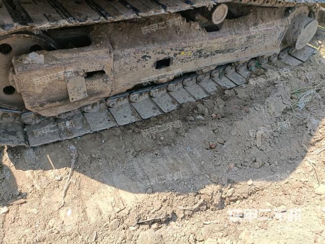 单侧履带整体（整机外观）