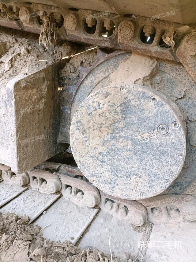 左驱动轮(行走机构) 左驱动轮(行走机构)