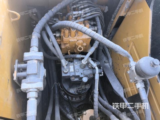 驾驶室顶部俯视（上车部件）