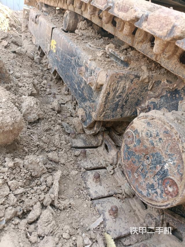 左侧履带整体 （行走机构）