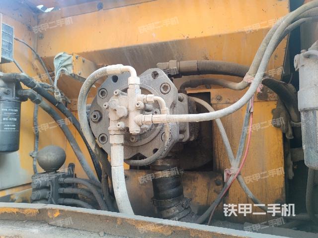 液压泵斜45 左（大件舱室）