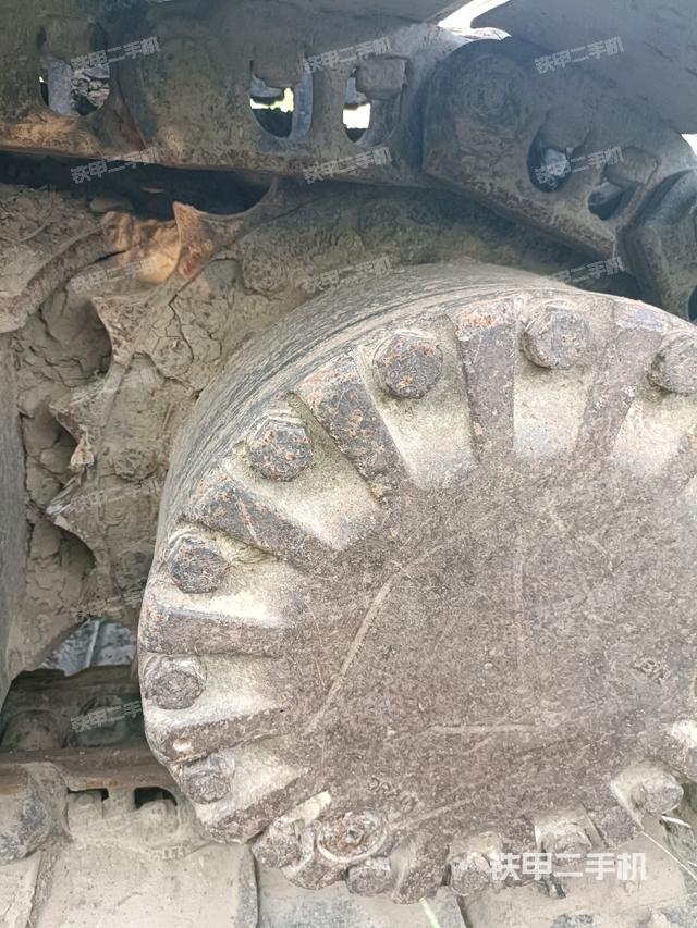 左驱动轮（行走机构）