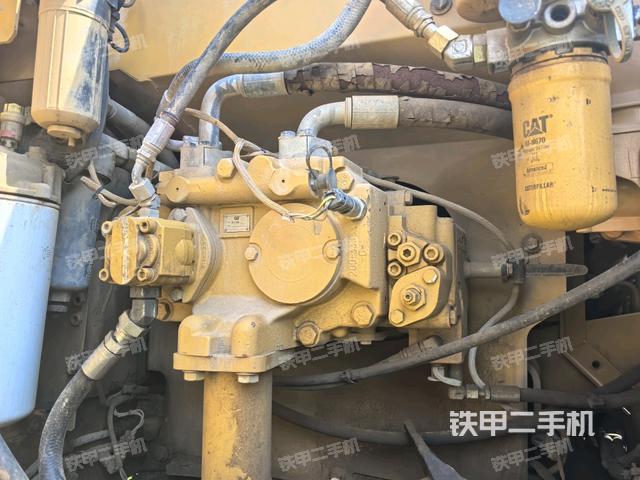 液压泵斜45 左（大件舱室）