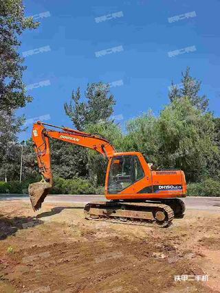 斗山DH150LC-7挖掘机实拍图片