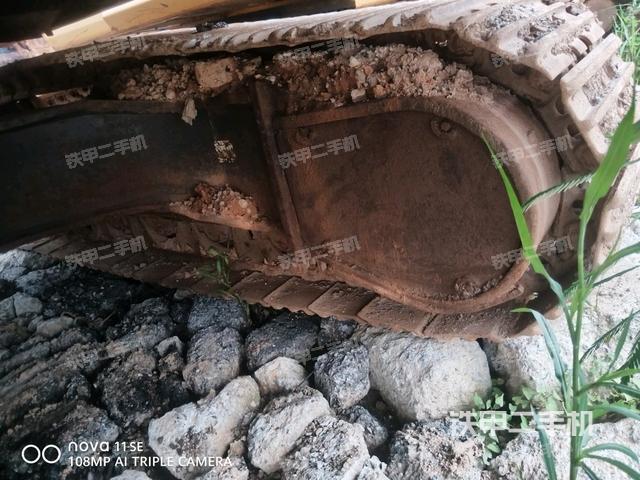 右側(cè)行走馬達蓋板（行走機構(gòu)）