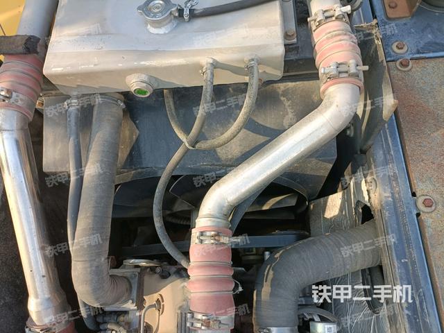 水箱+风扇特写(上车部件) 水箱+风扇特写(上车部件)