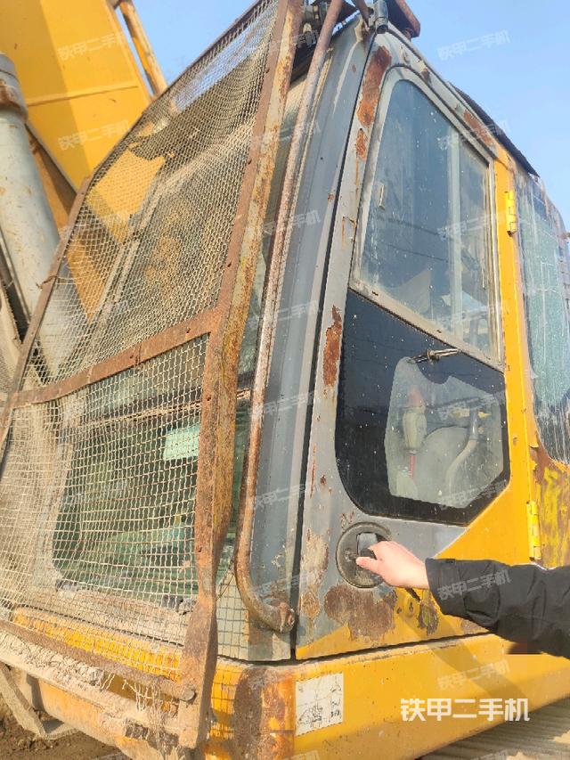 驾驶室左前45度（驾驶室部分）