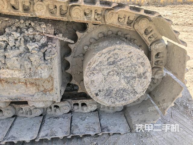 左驱动轮（行走机构）