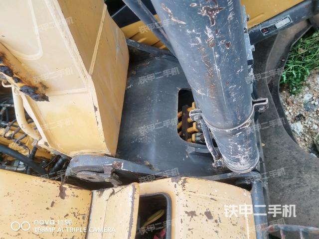 大臂根部 斜视（工作和回转装置）