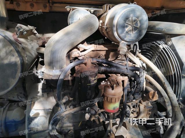 发动机整体俯视(整机外观) 发动机整体俯视(整机外观)