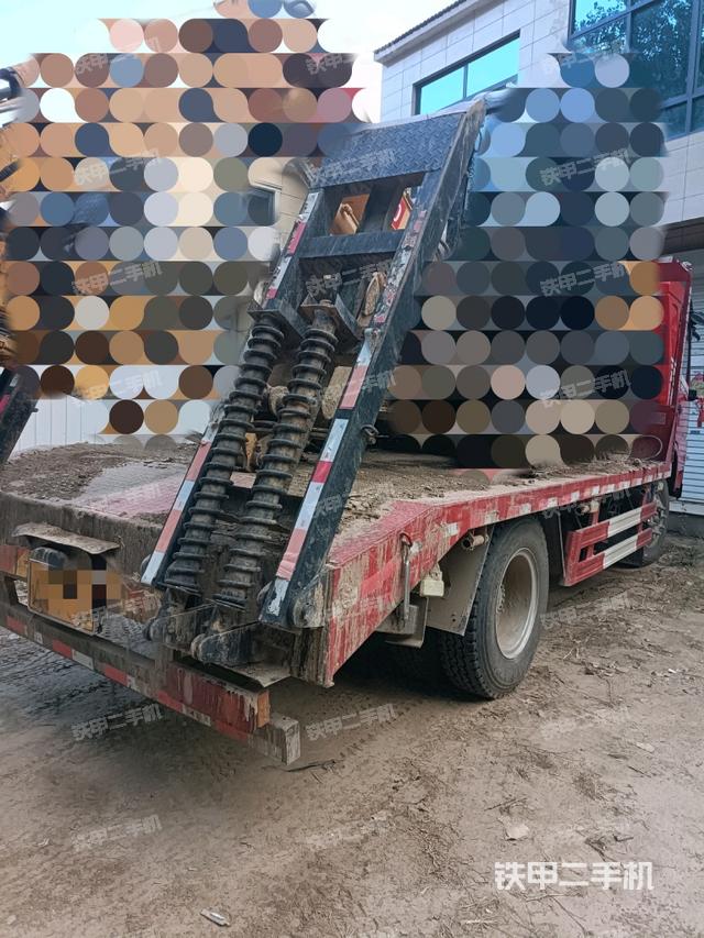 整机右侧（设备外观及核心部件）