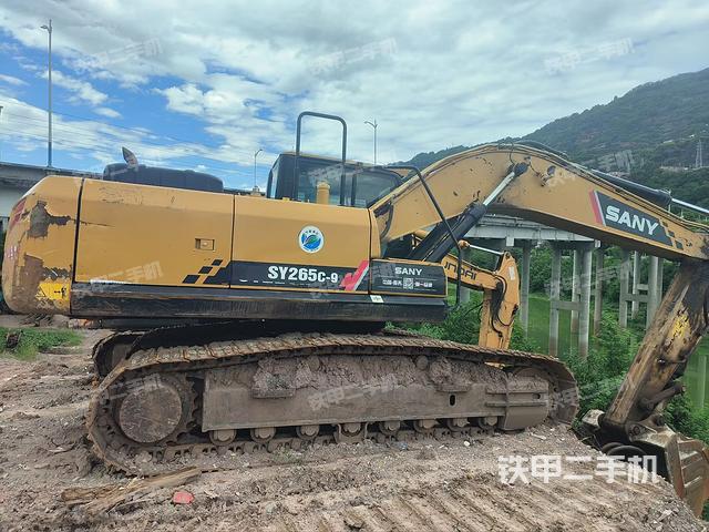 整机右后45°(整机外观) 整机右后45°(整机外观)