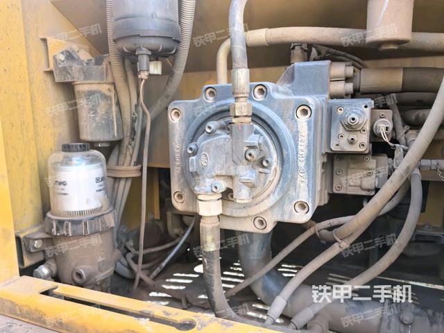 散热器正面(大件舱室) 散热器正面(大件舱室)