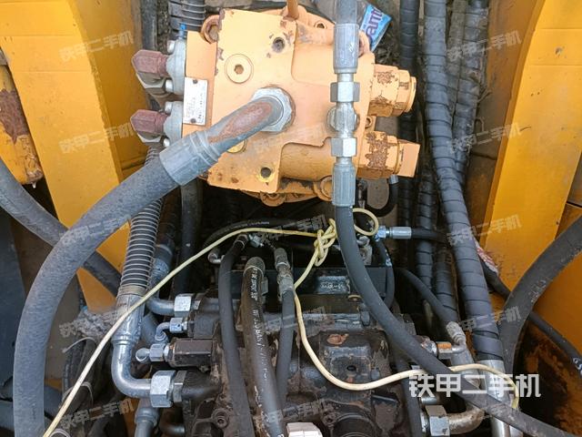 回转马达(上车部件) 回转马达(上车部件)