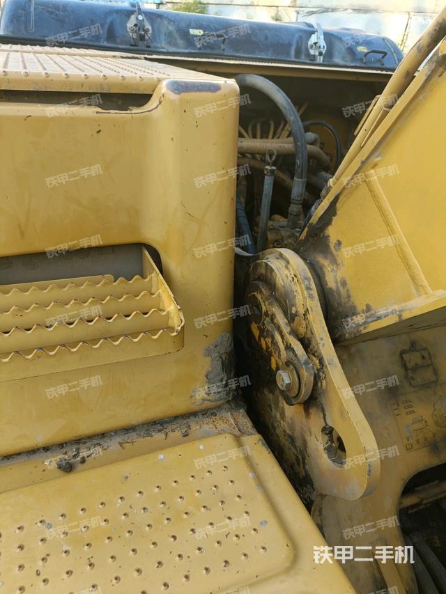 大臂根部 斜视（工作和回转装置）