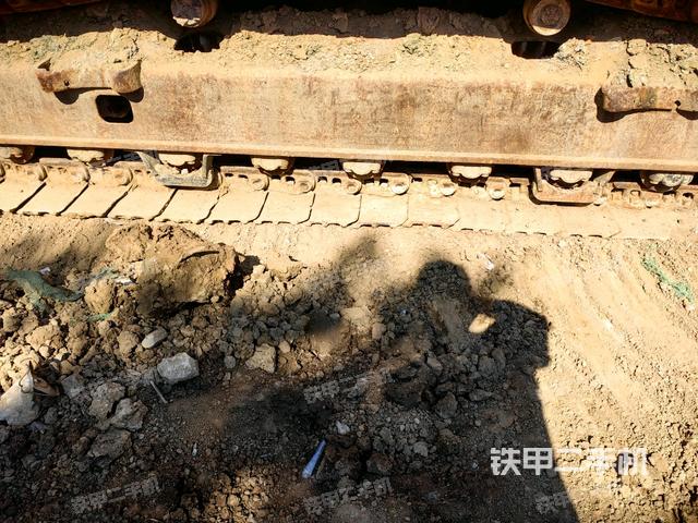 左側(cè)履帶整體?（行走機構(gòu)）