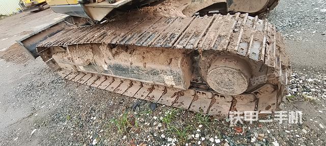 單側履帶整體(整機外觀) 單側履帶整體(整機外觀)