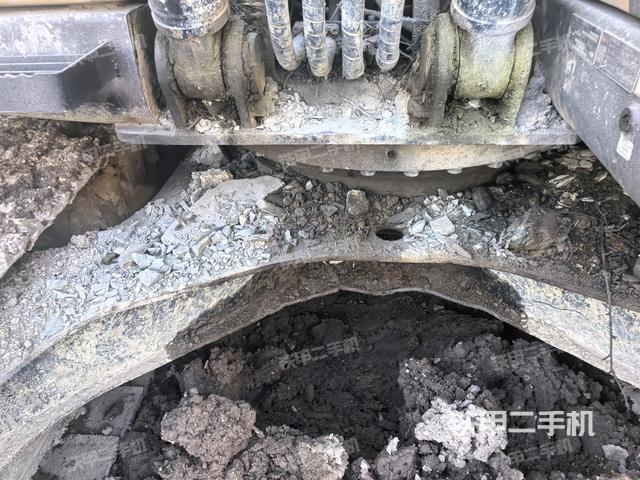 大臂根部 斜视（工作和回转装置）