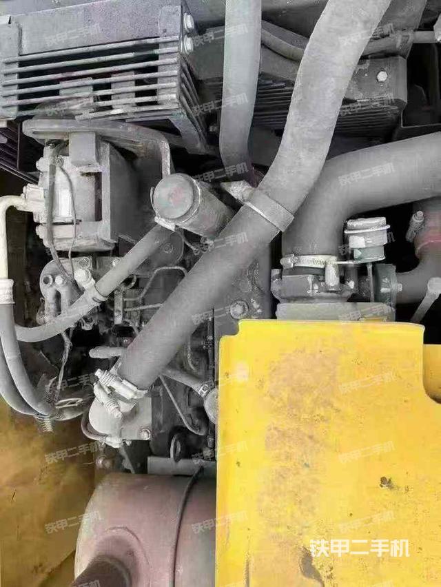 发动机整体俯视(整机外观) 发动机整体俯视(整机外观)